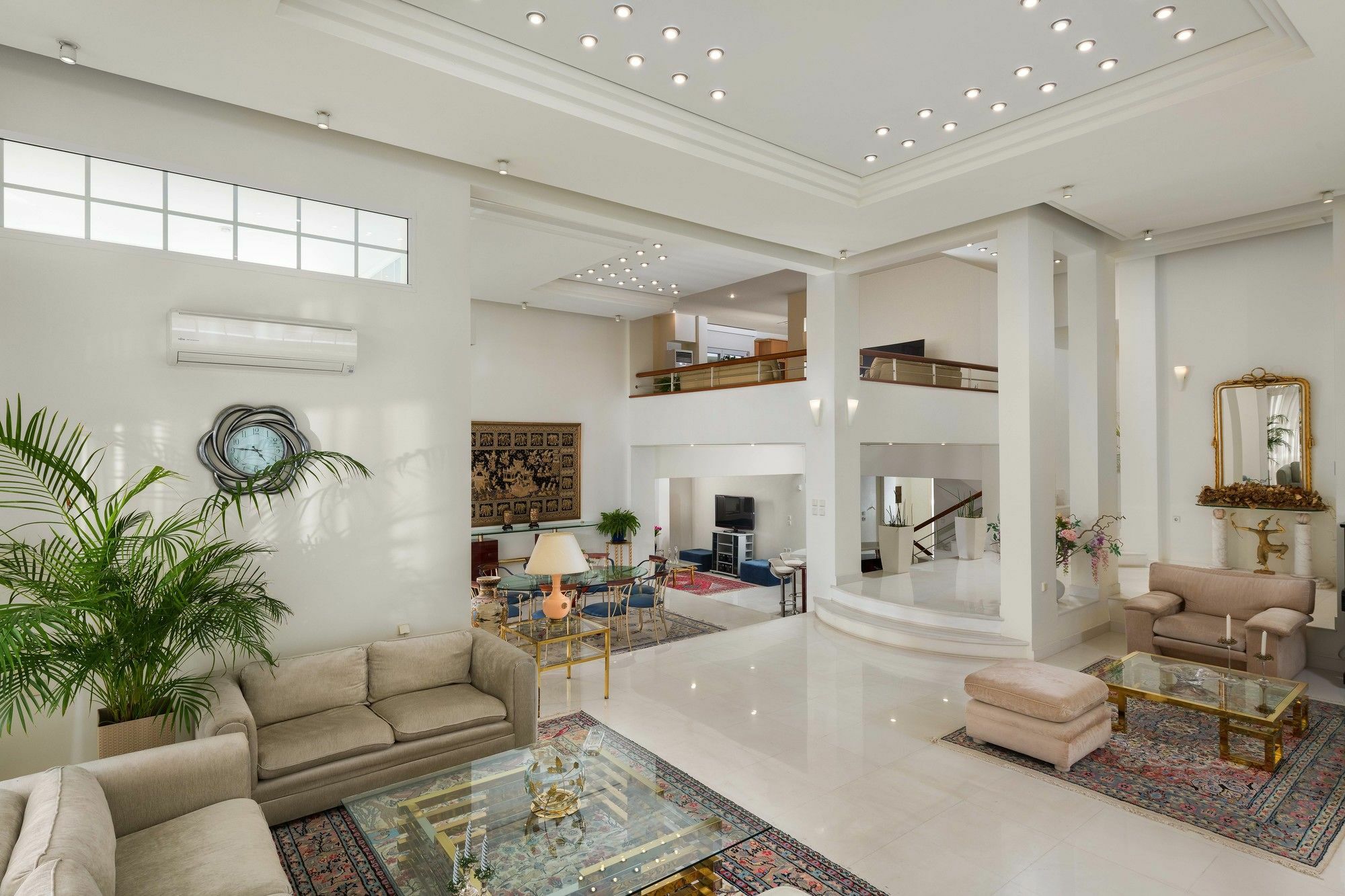 Vila Mansion